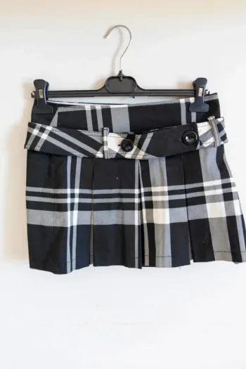 C47 jupe noir/gris Zara 36