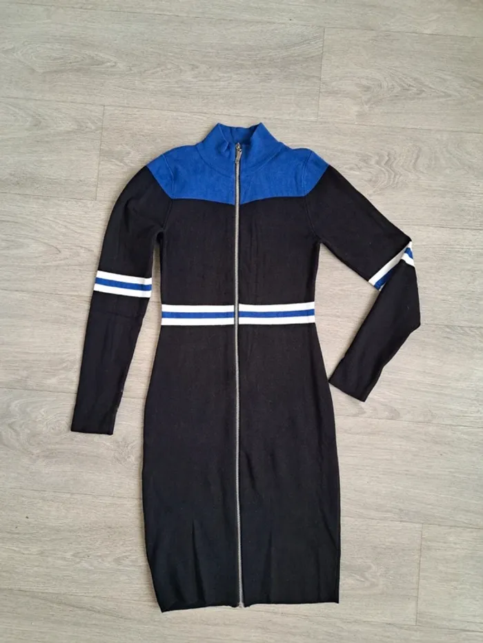 Robe avec tirette