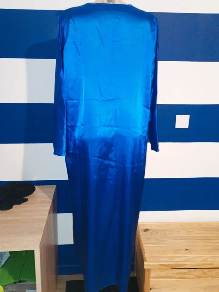 Robe manches longues satinée bleu Jennyfer femme taille 38/40 - photo numéro 3