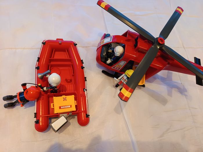 Playmobil hélicoptère et bombardier pompier - photo numéro 3