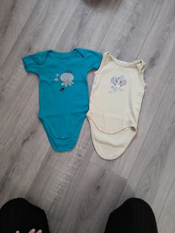 Lot de 2 body été 12 mois