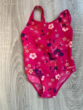 Lots 2 maillots de bains bébé fille 18 et 12 mois