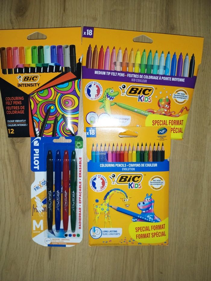 Lot fournitures