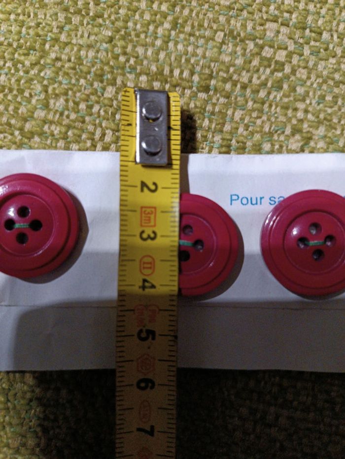 Lot 3 boutons bordeaux 2.2 cm - photo numéro 3
