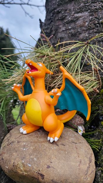 Super figurine Pokemon Nintendo tomy C.G.T.S.J Dracaufeu