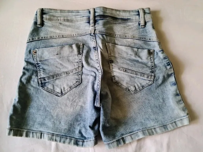 Short jeans - photo numéro 2