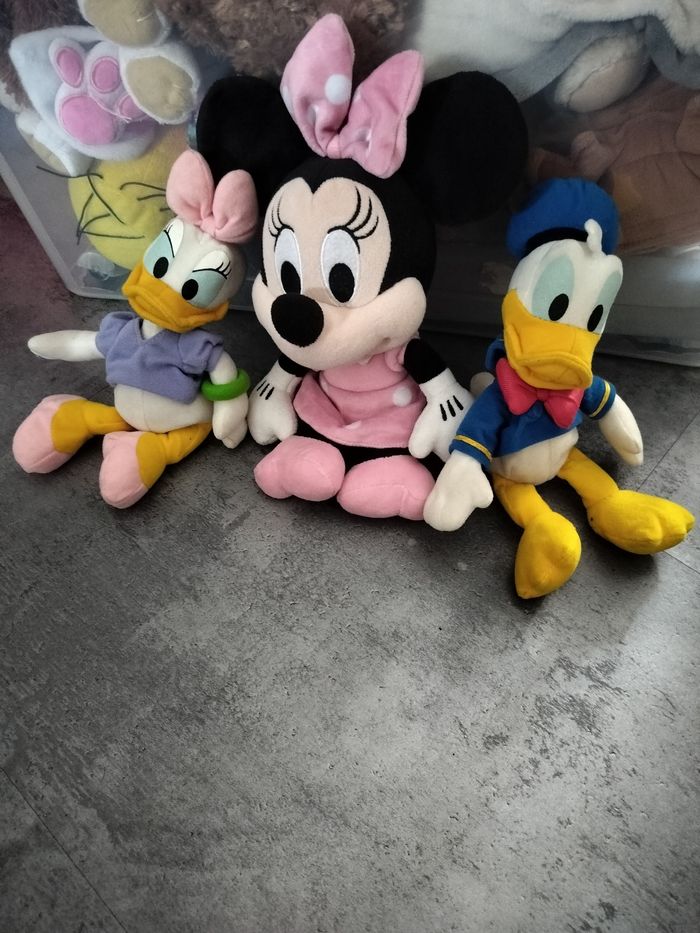 Peluches Minnie Daisy et Donald Disney