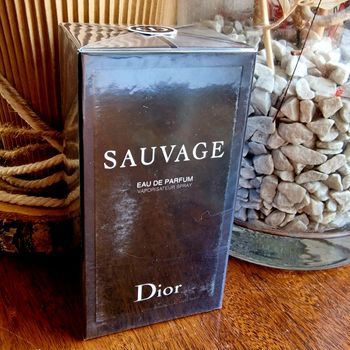 Sauvage homme