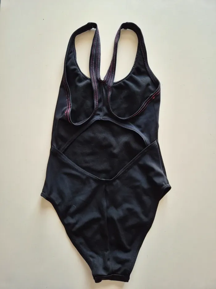 👧 Maillot de bain - photo numéro 3