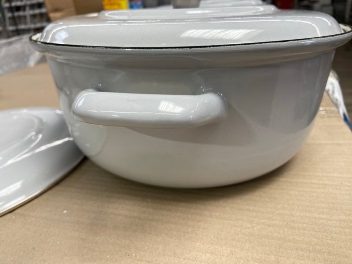 Cocotte merten & storck 26cm neuf,compatible tous feux dont induction - photo numéro 2