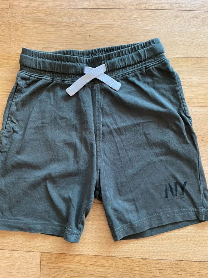 Short 5/6 ans primark