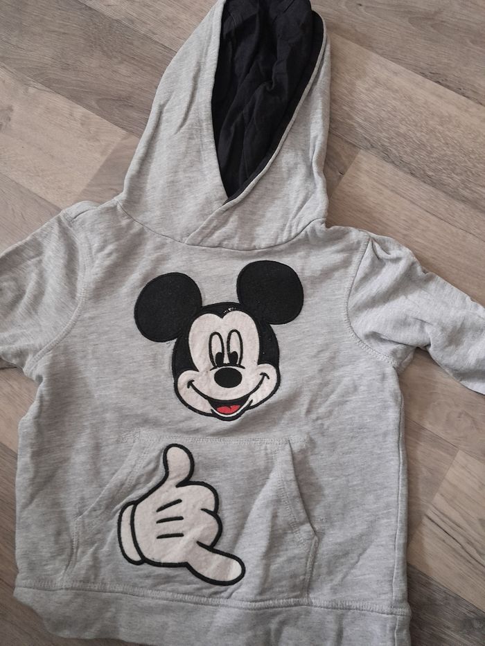 Sweat mickey