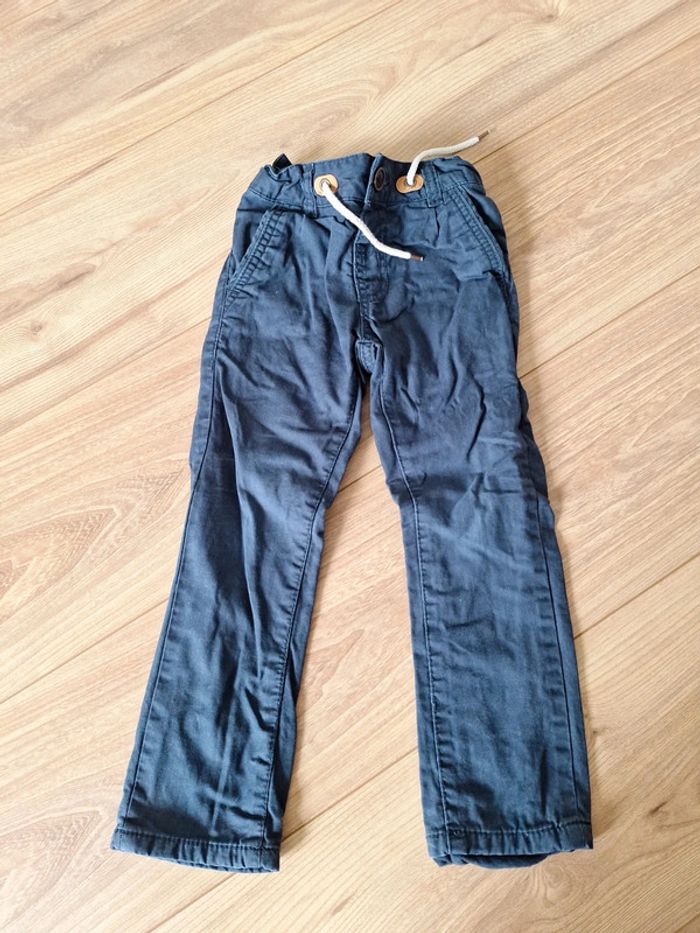 Lot 2 pantalons Kiabi - photo numéro 2