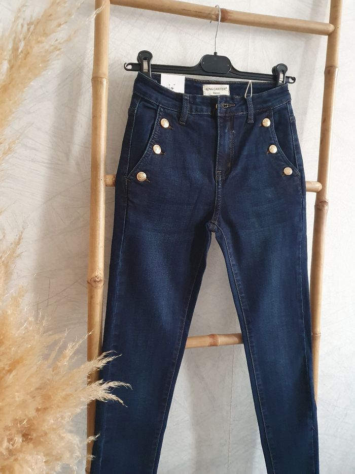 Jean slim Taille 34 - photo numéro 2