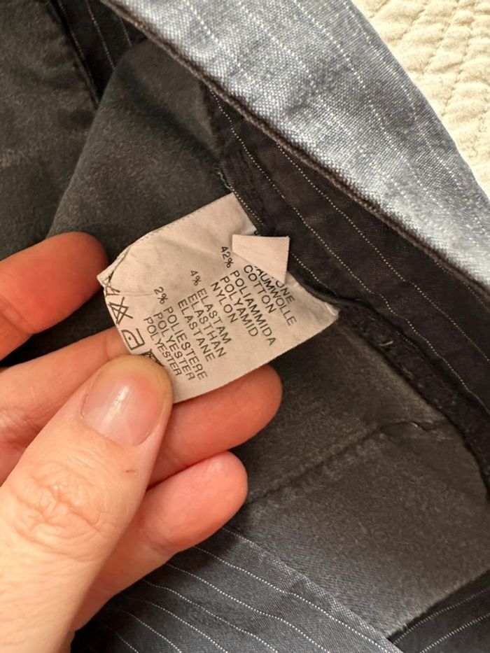 Short marque gaudi taille 40 - photo numéro 5