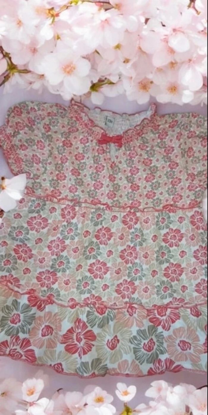 🎀Lots de 2 robe fille 23 mois motif floral neuve 🎀 - photo numéro 2