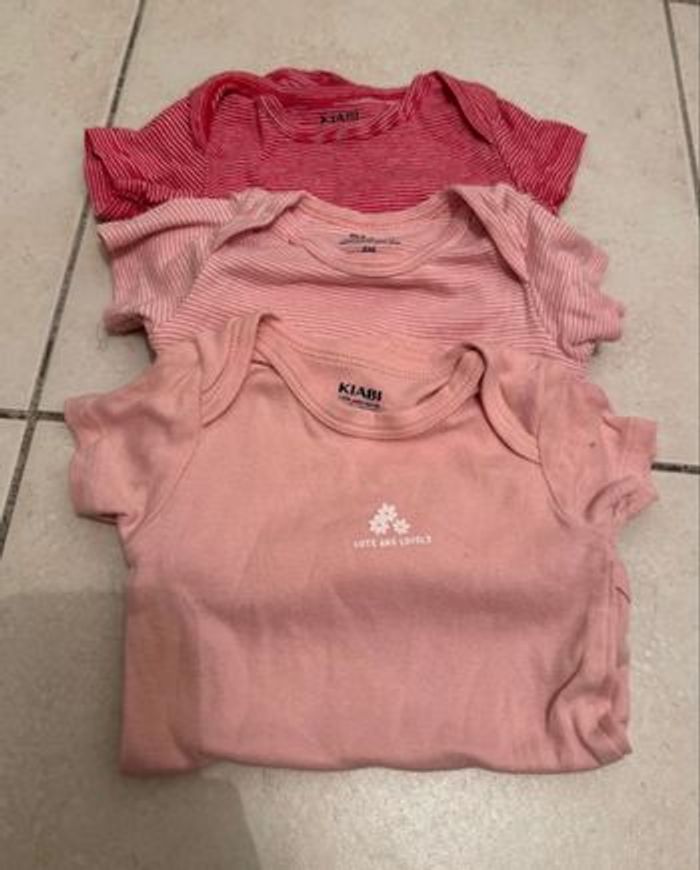 Lot de 9 vêtements bébé - photo numéro 5