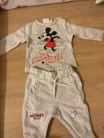 Ensemble Mickey 