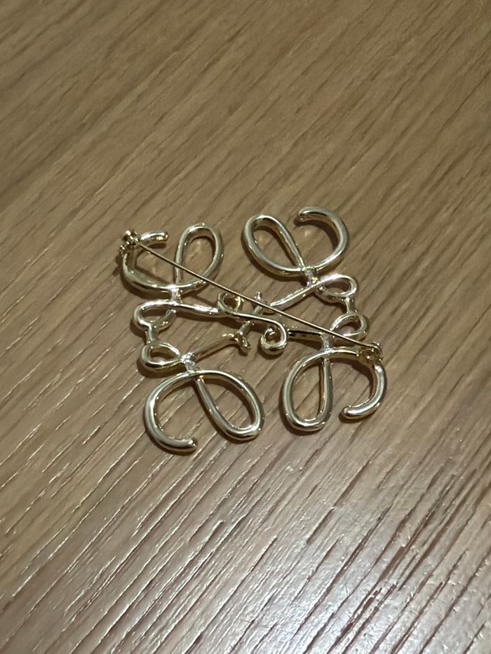 Broche - photo numéro 2