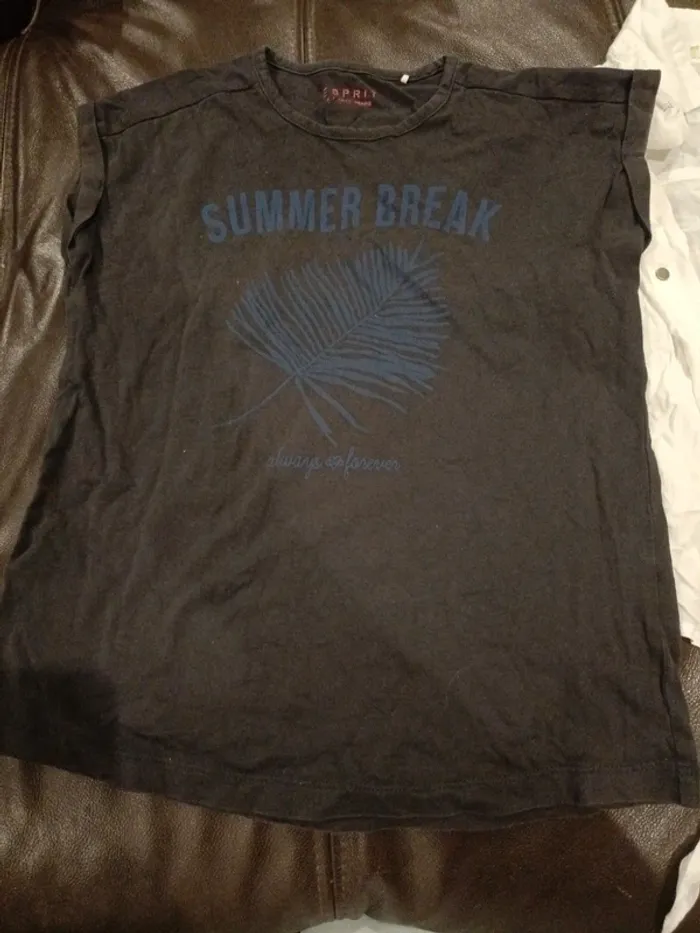 Lot haut tee-shirt Gémo esprit lft 10 ans - photo numéro 3