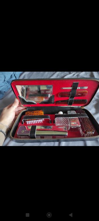 Trousse de toilette vintage
