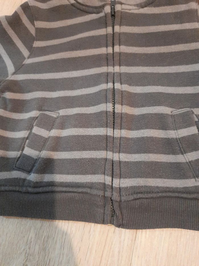 Sweat à capuches 12 mois - photo numéro 2