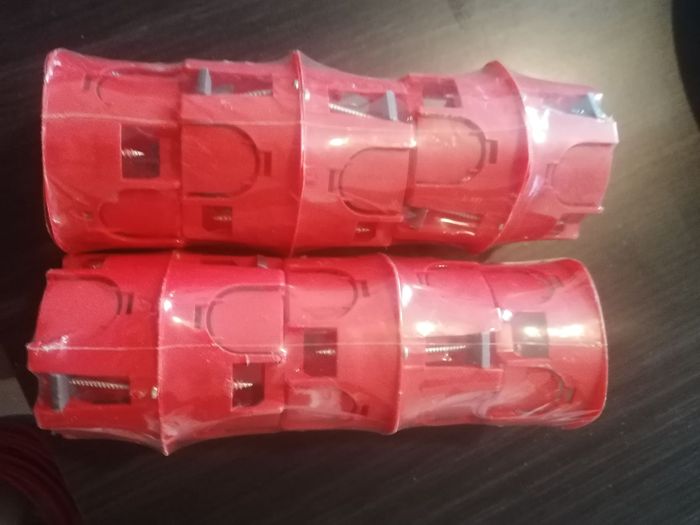 lot de 10 boîtes encastrables neuves