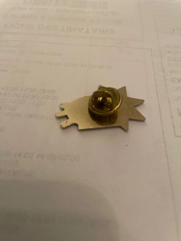 Pin’s Sundy EuroDisney - photo numéro 2