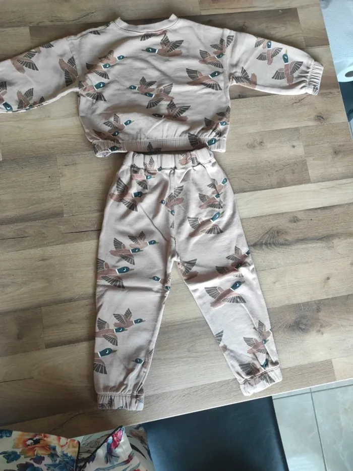 Tenue H&M 4 ans canards - photo numéro 6