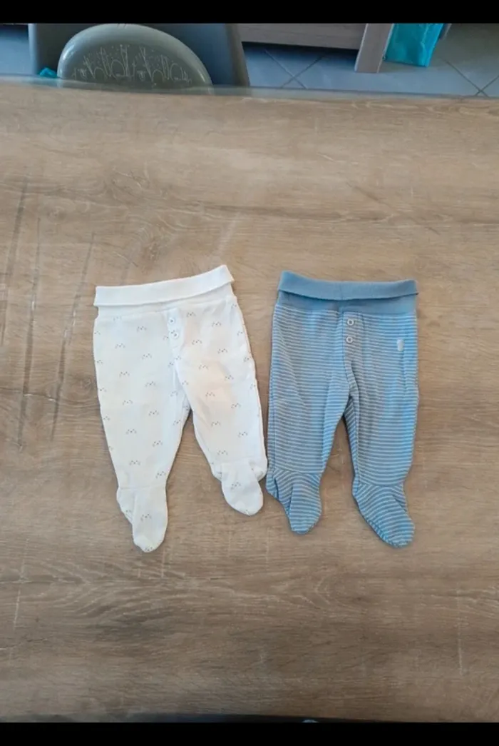 Lot 2 petit pantalon garçon 1 mois