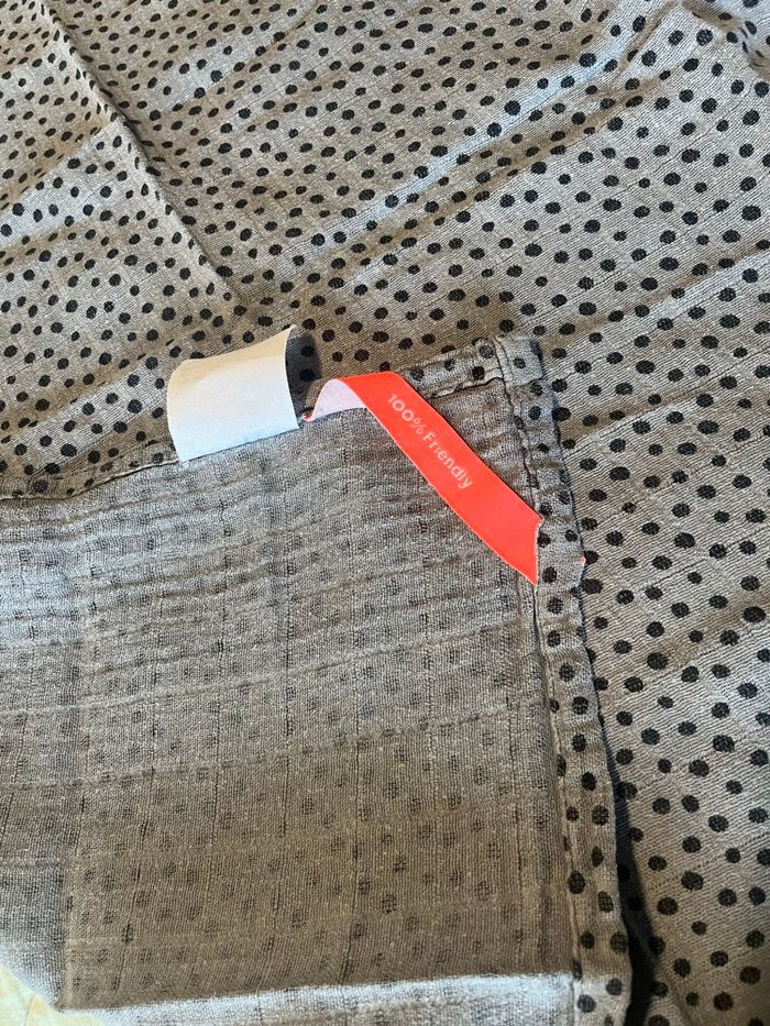 2 langes Done by Deer gris à pois - photo numéro 2