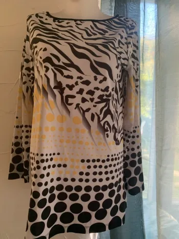TEE shirt manches longues taille 42 -44