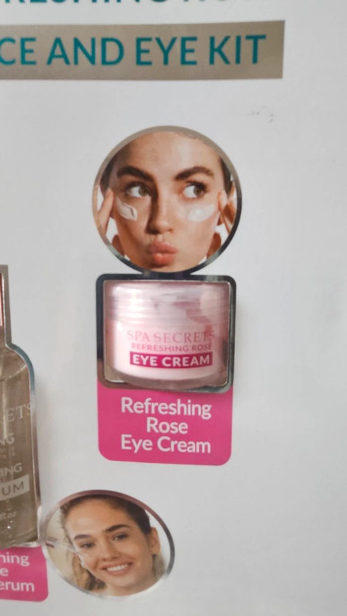 Coffret Cadeau Spa Secrets "Refreshing Rose" - Pour un Rituel de Soin Doux et Éclatant ! - photo numéro 3