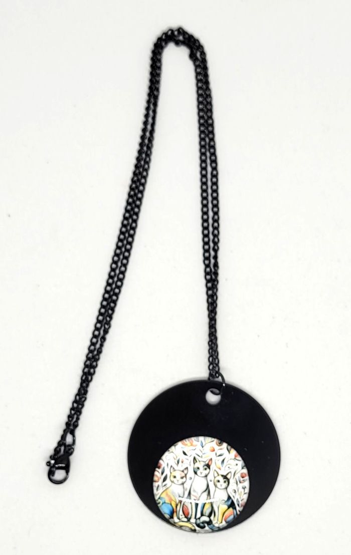 Bijoux création collier cabochon en verre chats