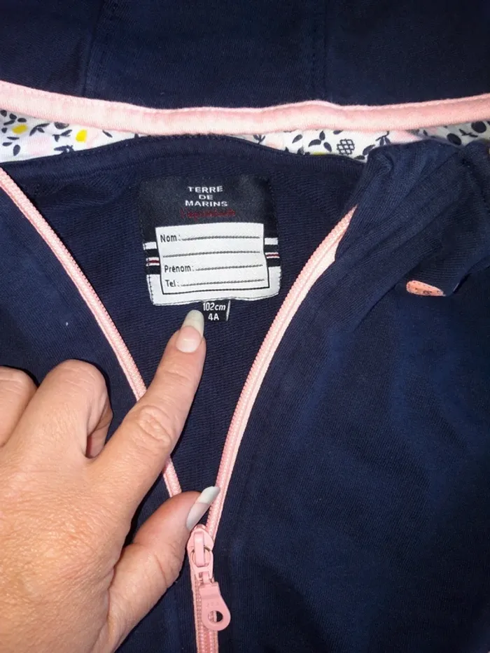 Gilet à capuche 4 ans - photo numéro 4