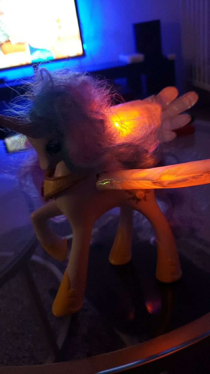 My litle pony lumineuse et sonore - photo numéro 3