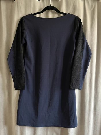 Robe tailleur chic bleu marine et détails en dentelle noir taille xs