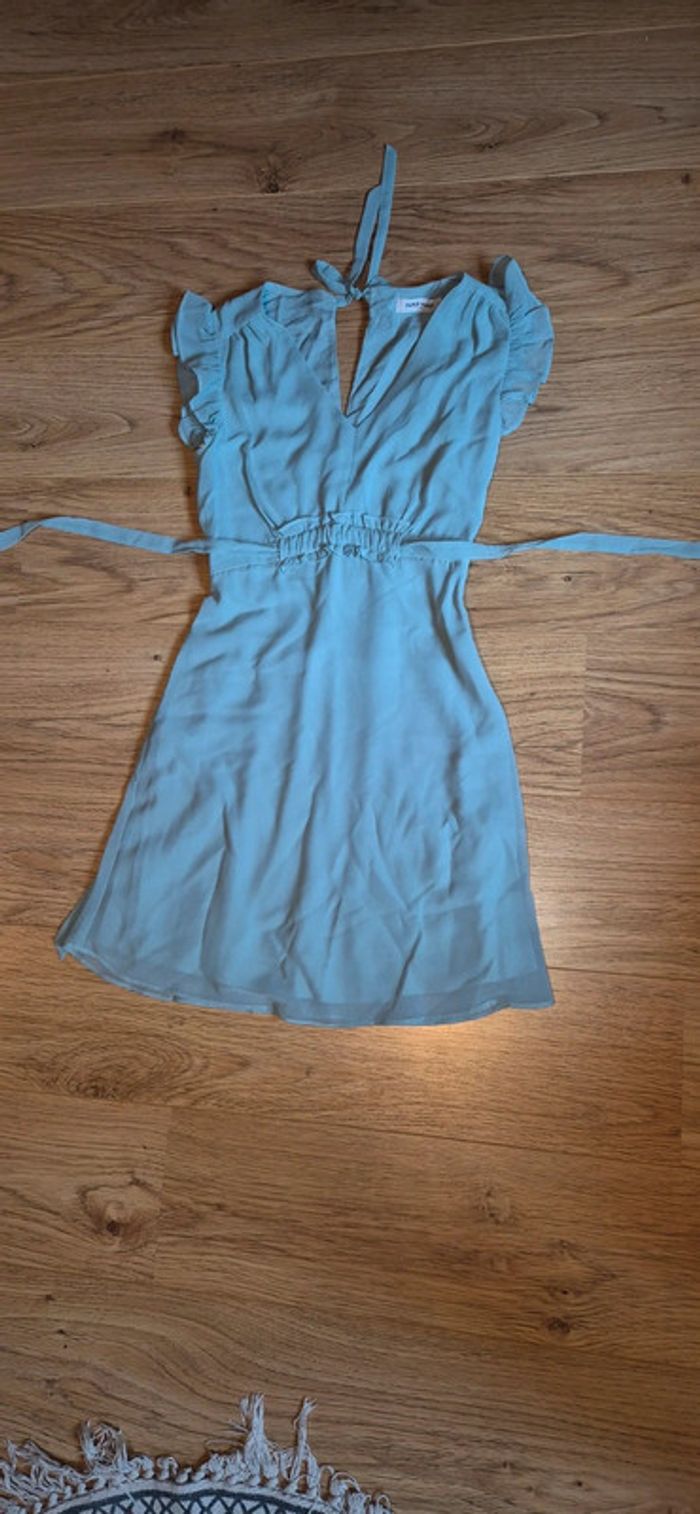 Robe bleu clair - photo numéro 2