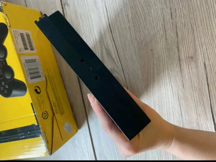 PlayStation  2 Slim  -  En  Boîte -  Complète  - Très  Bon État - Envoi  rapide  - Garantie 6  mois - photo numéro 7