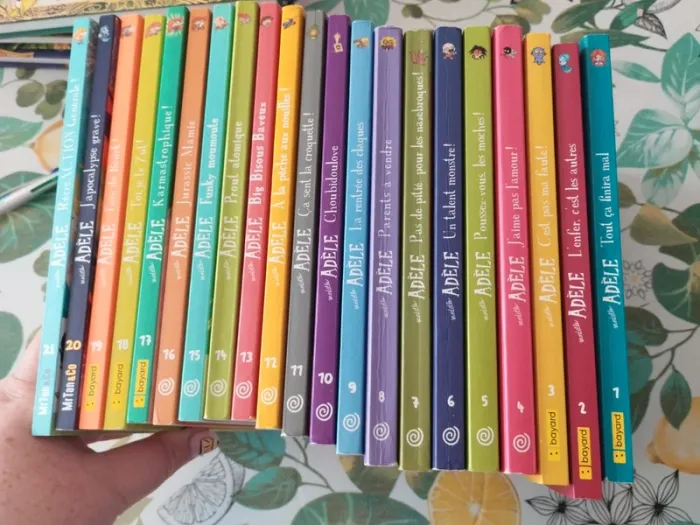 Mortelle Adèle BD + Hors série - photo numéro 4