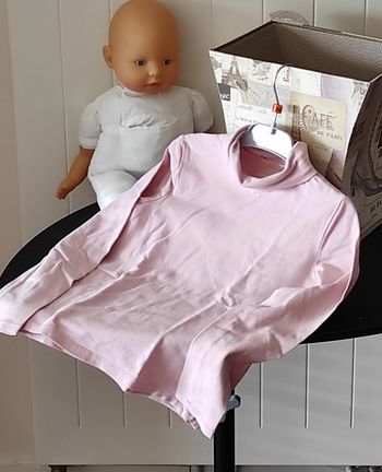 Sous-pull fille – 6 ans (étiquette) – Rose – Très bon état