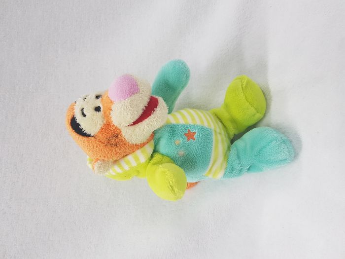 Peluche 20 cm tigrou en pyjama disney - photo numéro 5