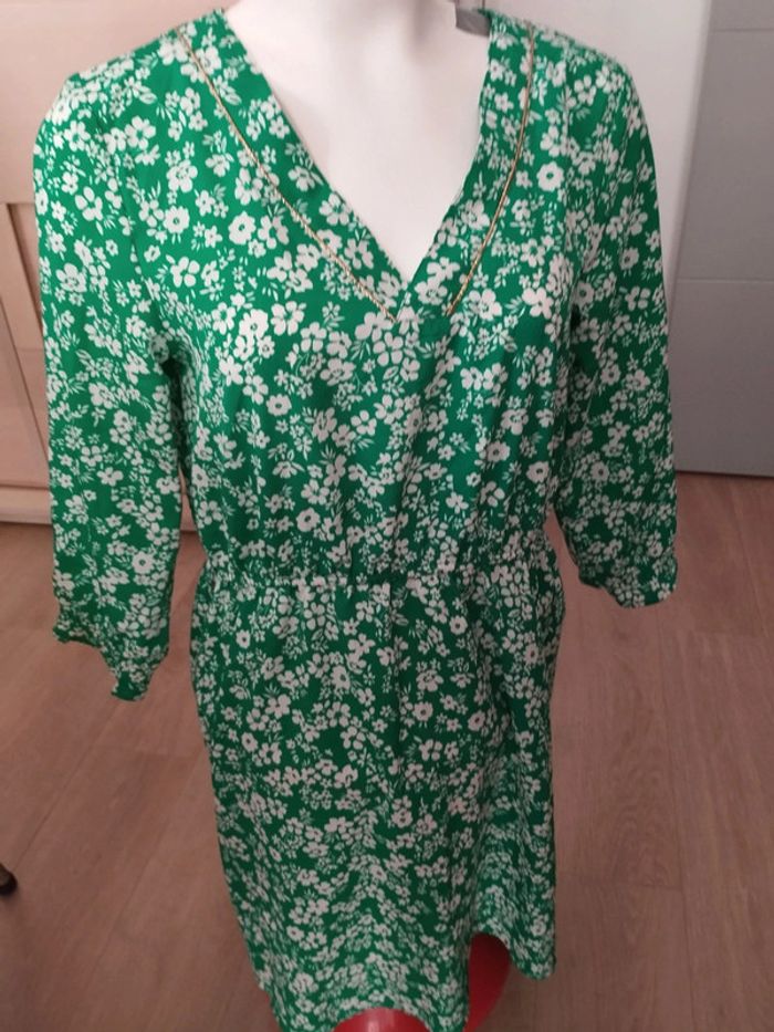 Robe fashion prívate taille 38 très agréable à porter - photo numéro 2