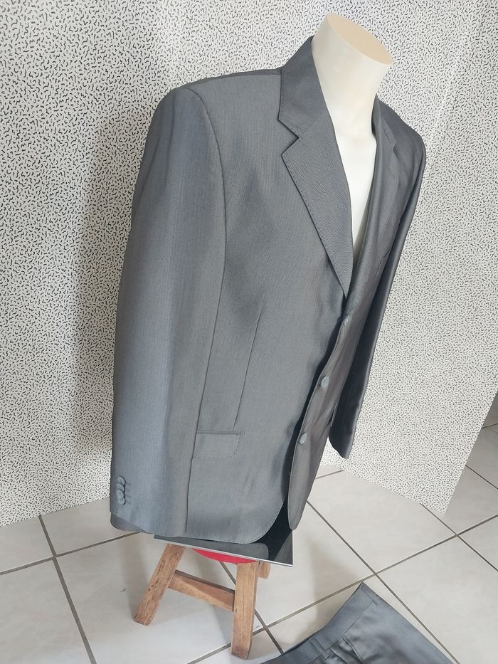 Costume homme Bryan H XL – Gris foncé – Porté 1 fois - photo numéro 4