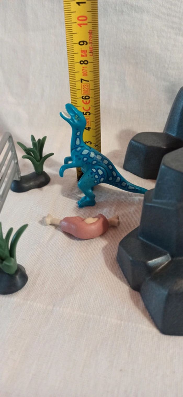 Rocher avec barrière et raptor bleu playmobil - photo numéro 3