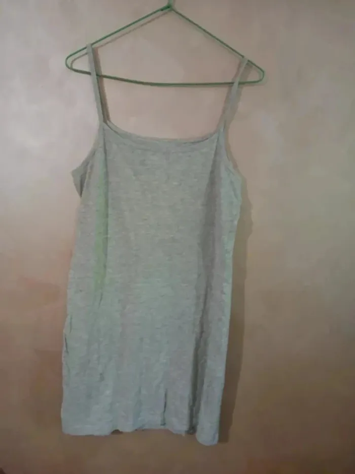 Chemise de nuit taille 38-40 - photo numéro 2