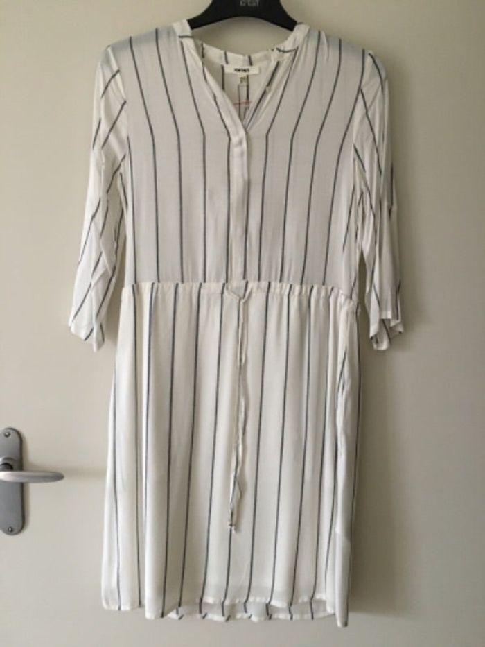 Jolie robe