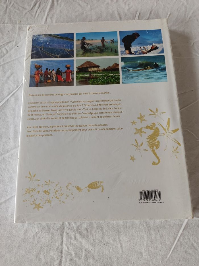 Livre peuples des mers - photo numéro 2