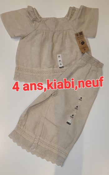 Ensemble 4 ans