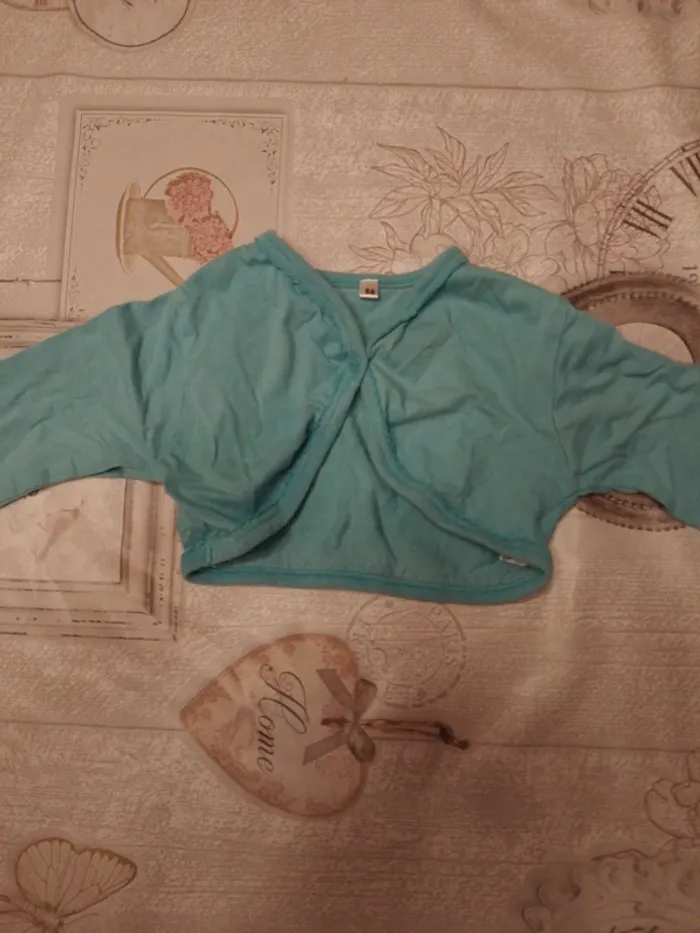 Gilet boléro 2 ans - photo numéro 2